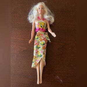 Vintage Y2K Tweetie Bird themed Barbie Doll